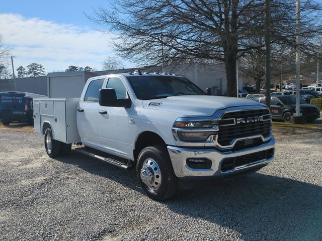 2026 RAM Ram 3500 Chassis Cab RAM 3500 TRADESMAN CREW CAB CHASSIS 4X4 60' CA