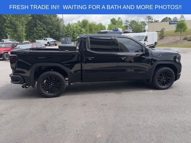 2022 GMC Sierra 1500 4WD Crew Cab Short Box Elevation