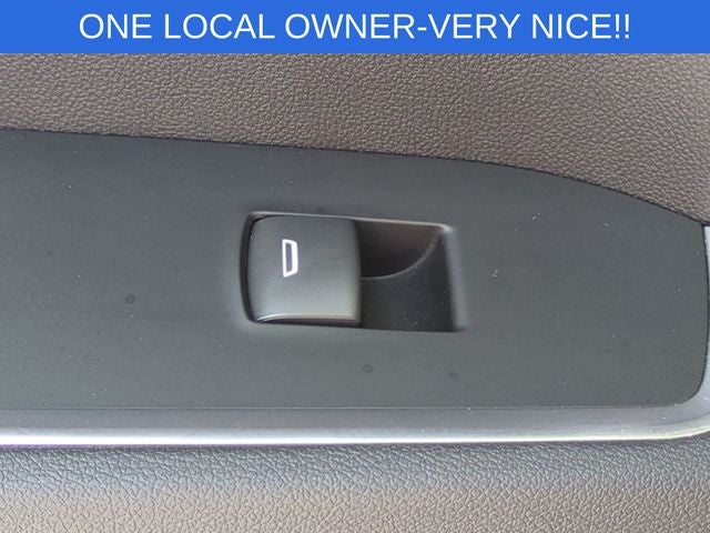 2025 GMC Sierra 1500 4WD Crew Cab Short Box Elevation with 3VL