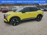 2025 Nissan Kicks SR FWD