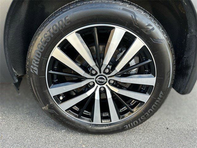 2023 Nissan Pathfinder Platinum 4WD