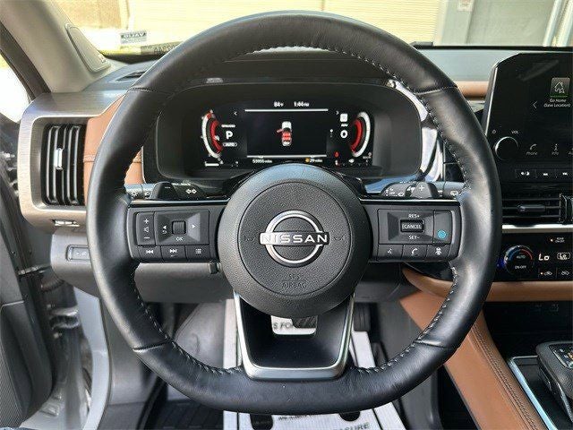 2023 Nissan Pathfinder Platinum 4WD