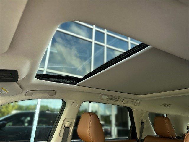 2023 Nissan Pathfinder Platinum 4WD