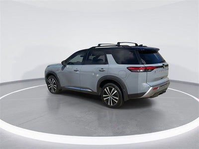 2023 Nissan Pathfinder Platinum 4WD