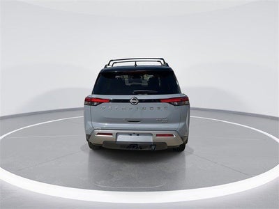 2023 Nissan Pathfinder Platinum 4WD