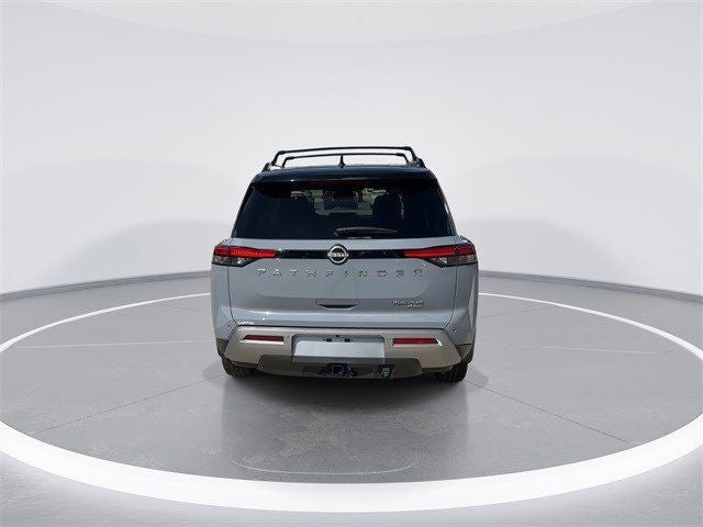 2023 Nissan Pathfinder Platinum 4WD