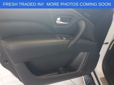 2023 INFINITI QX80 LUXE