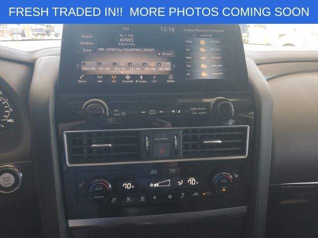 2023 INFINITI QX80 LUXE