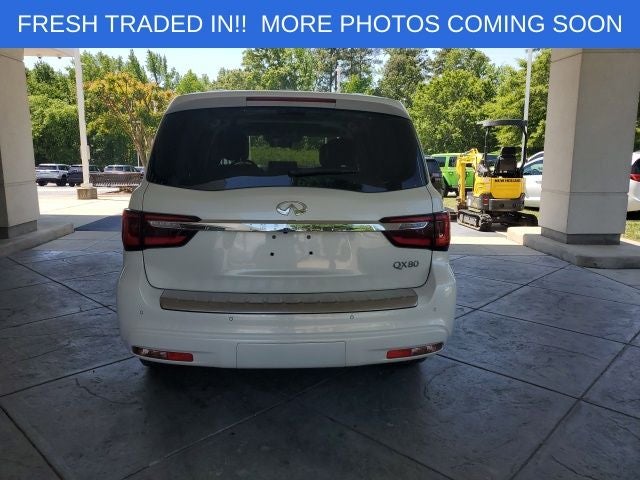 2023 INFINITI QX80 LUXE