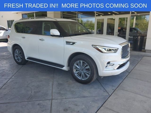 2023 INFINITI QX80 LUXE