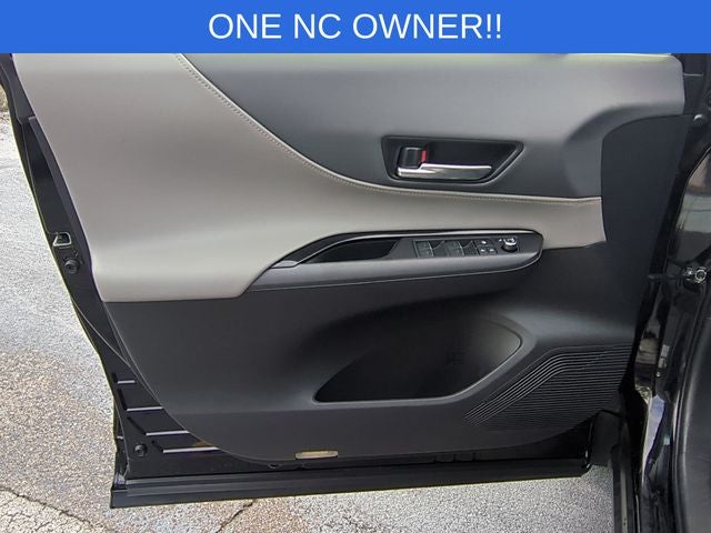 2022 Toyota Venza Base