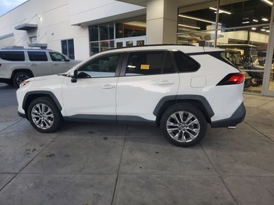 2019 Toyota RAV4 XLE Premium