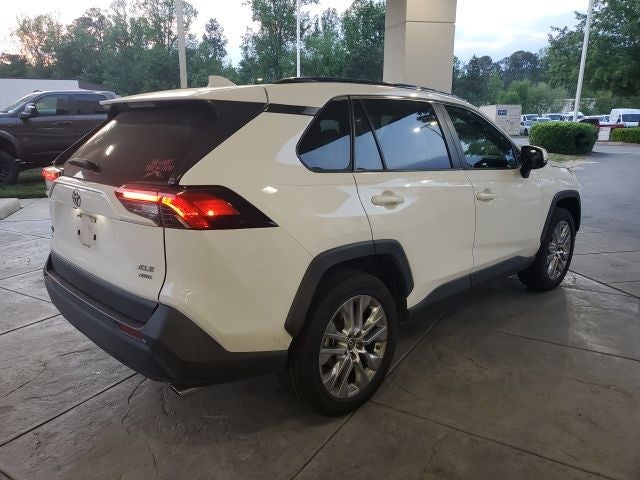 2019 Toyota RAV4 XLE Premium
