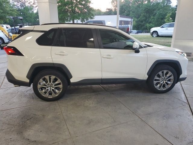 2019 Toyota RAV4 XLE Premium