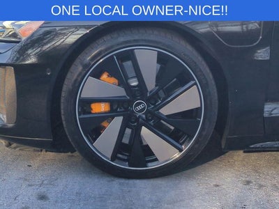 2022 Audi RS e-tron GT quattro