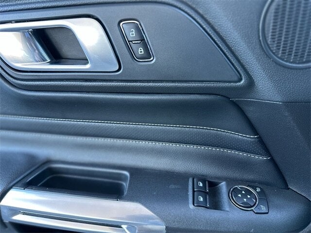 2022 Ford Mustang Mach 1