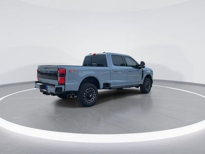 2025 Ford F-350SD Platinum