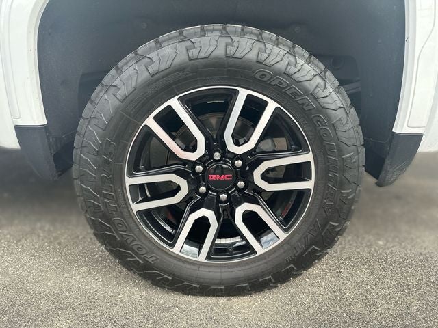 2022 GMC Sierra 1500 Limited AT4