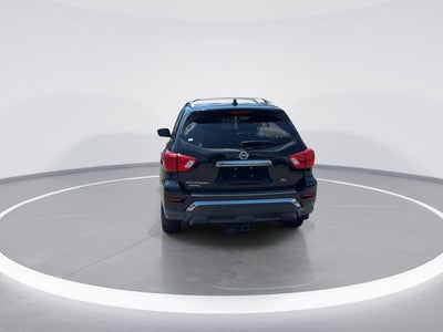2020 Nissan Pathfinder SL