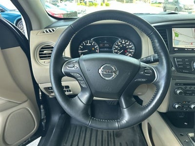 2020 Nissan Pathfinder SL