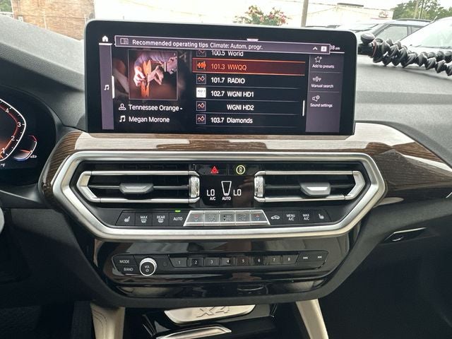 2023 BMW X4 xDrive30i