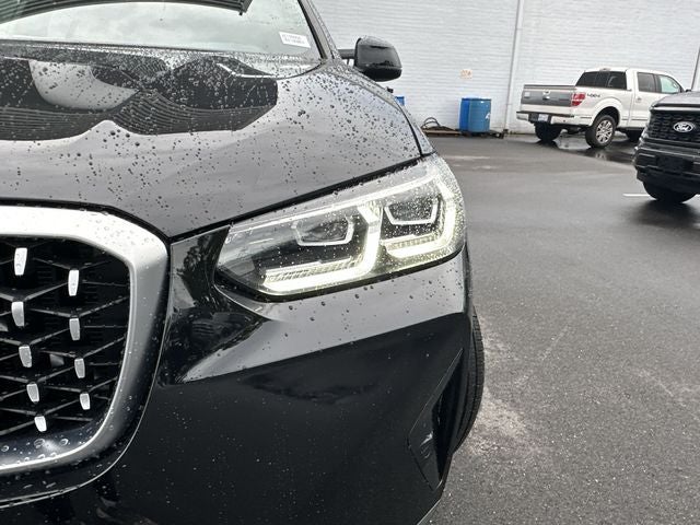 2023 BMW X4 xDrive30i