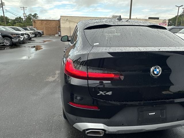 2023 BMW X4 xDrive30i