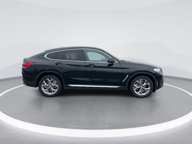 2023 BMW X4 xDrive30i