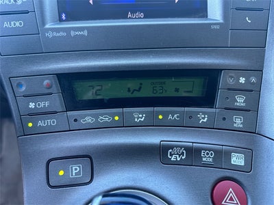 2013 Toyota Prius Plug-in Base