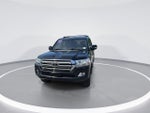 2017 Toyota Land Cruiser V8
