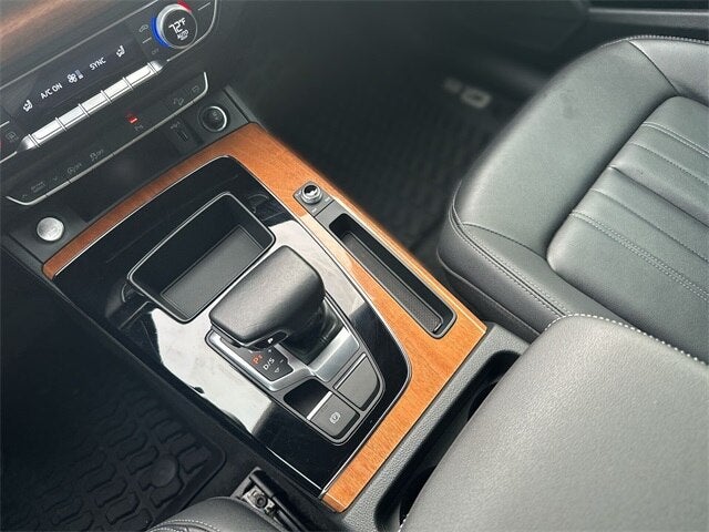 2023 Audi Q5 40 Premium quattro