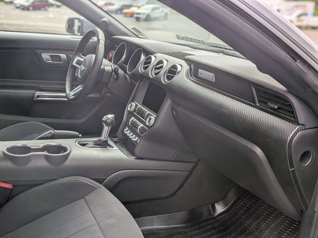 2022 Ford Mustang EcoBoost
