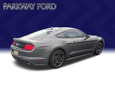2022 Ford Mustang EcoBoost