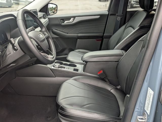 2025 Ford Escape Plug-In Hybrid Base