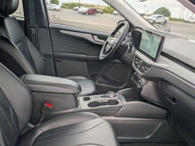 2025 Ford Escape Plug-In Hybrid Base