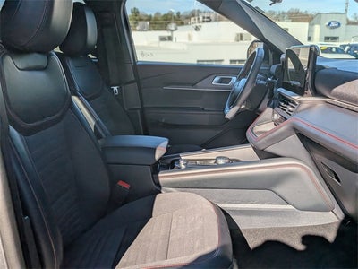 2025 Ford Explorer ST-Line 300A