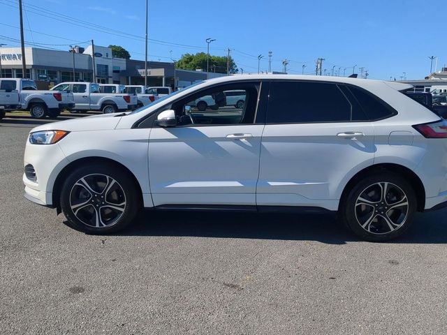 2022 Ford Edge ST