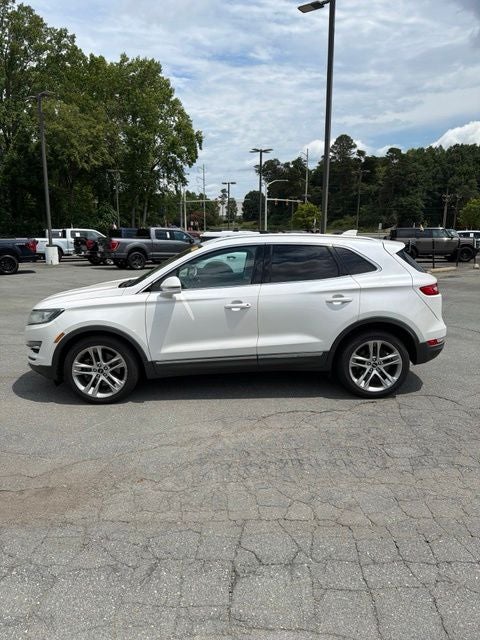 2015 Lincoln MKC Base