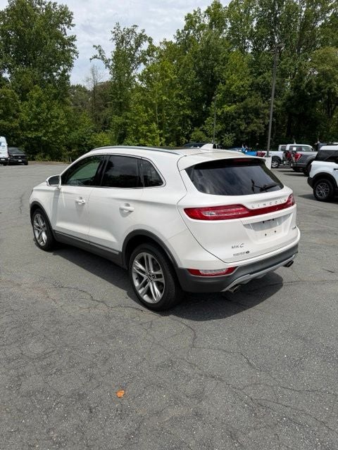 2015 Lincoln MKC Base