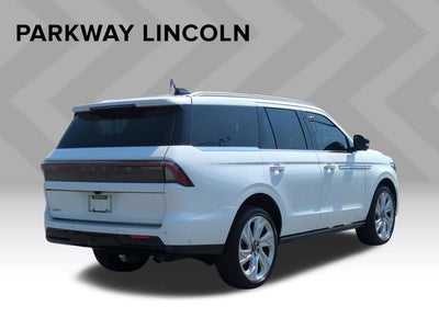 2025 Lincoln Navigator Reserve