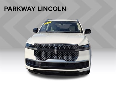 2025 Lincoln Navigator Reserve