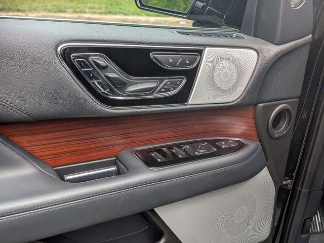 2023 Lincoln Navigator L Reserve