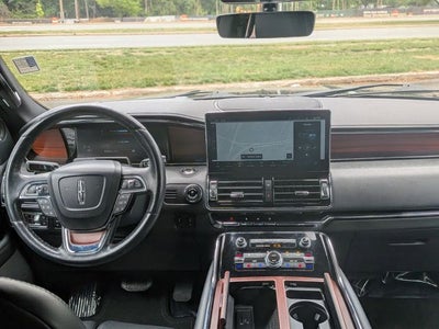 2023 Lincoln Navigator L Reserve