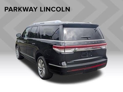 2023 Lincoln Navigator L Reserve
