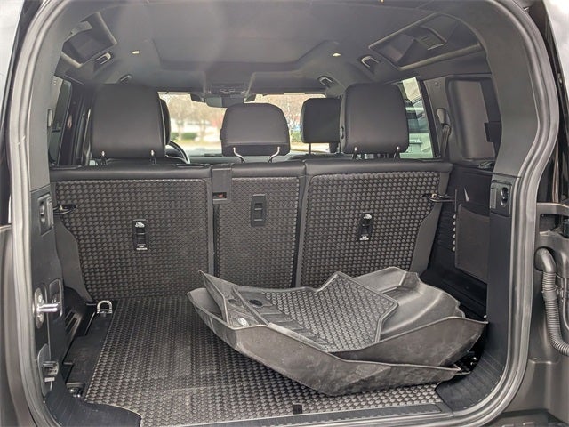 2023 Land Rover Defender 110 X-Dynamic SE