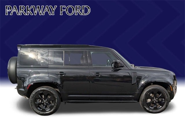 2023 Land Rover Defender 110 X-Dynamic SE