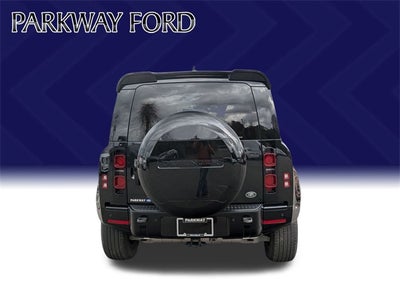 2023 Land Rover Defender 110 X-Dynamic SE