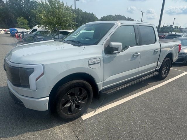 2023 Ford F-150 Lightning Lariat
