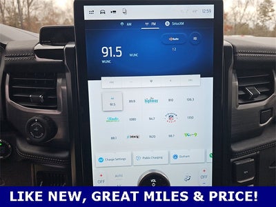 2025 Ford F-150 Lightning Flash