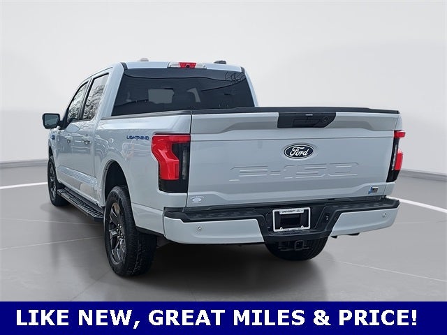2025 Ford F-150 Lightning Flash